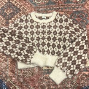 Super cozy Sunday best kitten sweater